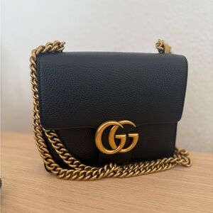 Gucci Small GG Marmont Crossbody Chain Bag